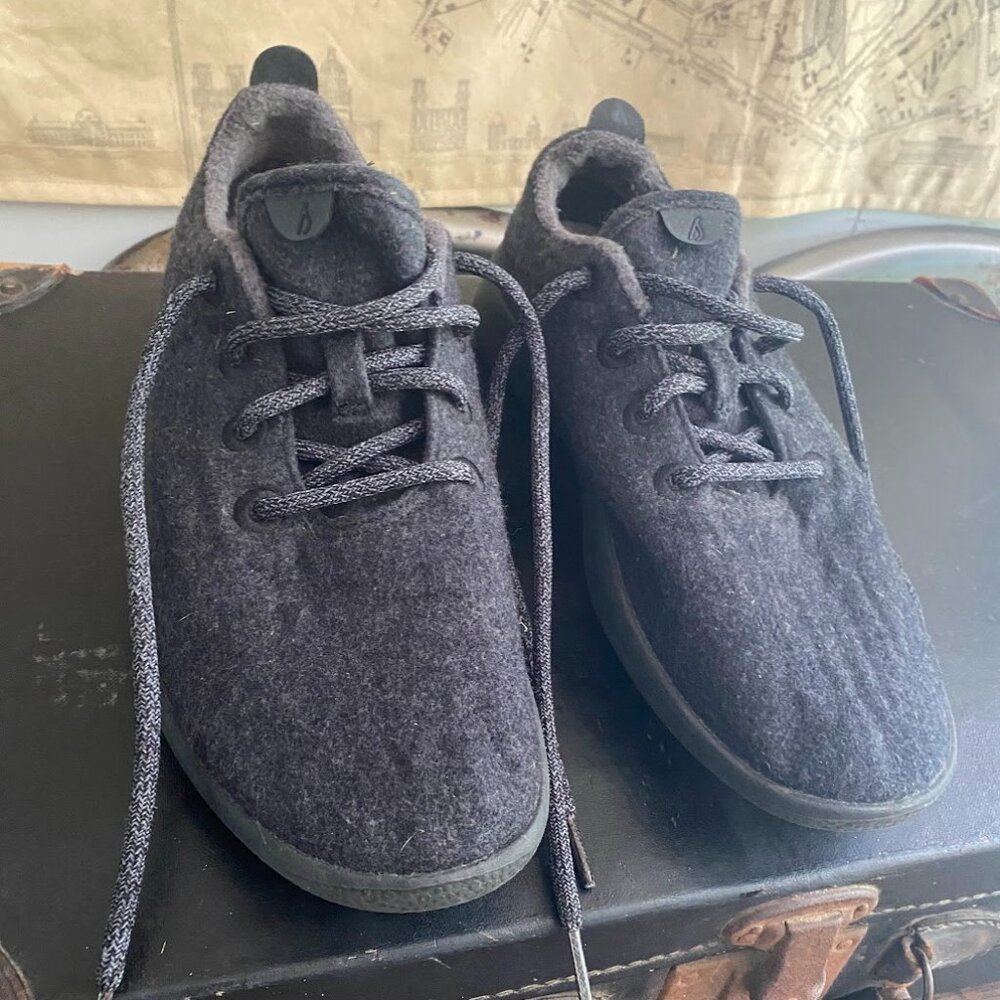 20% OFF! AllBirds - Wool Runners - Womens Size: US 10